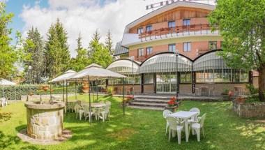 Hotel Ristorante Il Castagneto Di Bucciluigi in Amatrice, IT