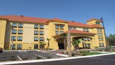 La Quinta Inn & Suites by Wyndham PCB Pier Park area in Panama City, FL