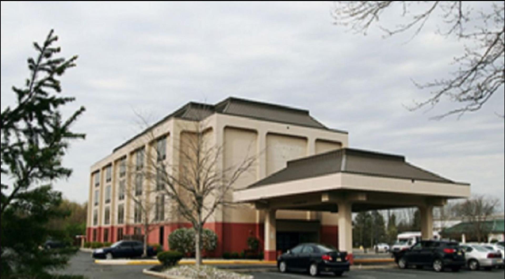 Holiday Inn Express Voorhees - Mt. Laurel in Camden, NJ