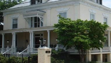 200 South Street Inn in Charlottesville, VA