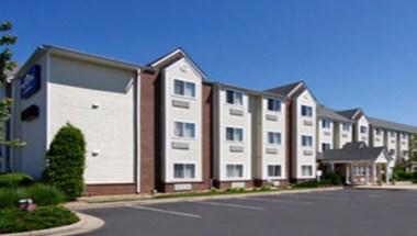 Microtel Inn & Suites by Wyndham Richmond Airport in Sandston, VA