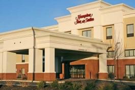 Hampton Inn & Suites Chicago/St. Charles in St. Charles, IL