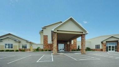 Sleep Inn and Suites Conference Center in Eau Claire, WI