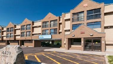 Days Inn by Wyndham Calgary Northwest in Calgary, AB