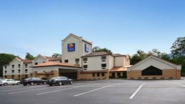 Comfort Inn and Suites LaVale - Cumberland in Lavale, MD