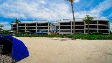 Mariner's Boathouse & Beach Resort in Fort Myers, FL