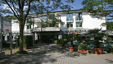 Hotel Fly Away in Kloten, CH