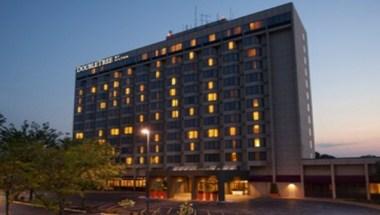 DoubleTree by Hilton Hotel St. Louis - Chesterfield in Chesterfield, MO