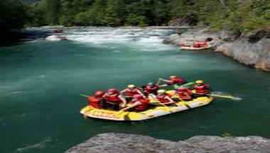 REO Rafting Resort in Boston Bar, BC