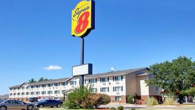 Super 8 by Wyndham Manhattan KS in Manhattan, KS