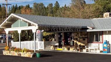 Holiday Lodge in Grass Valley, CA