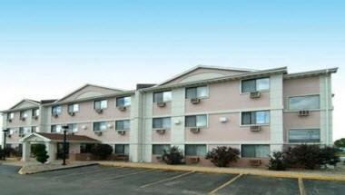 Quality Inn South in Cedar Rapids, IA