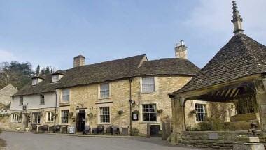 The Castle Inn in Chippenham, GB1