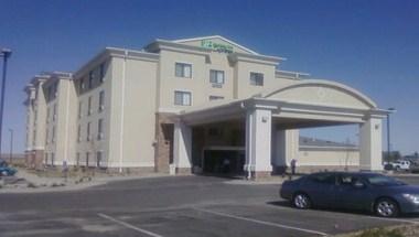 Holiday Inn Express and Suites Sidney in Sidney, MT