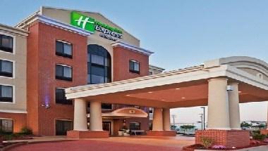 Holiday Inn Express and Suites Prattville in Prattville, AL