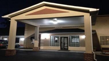 Super 8 by Wyndham Chatsworth/Dalton in Chatsworth, GA