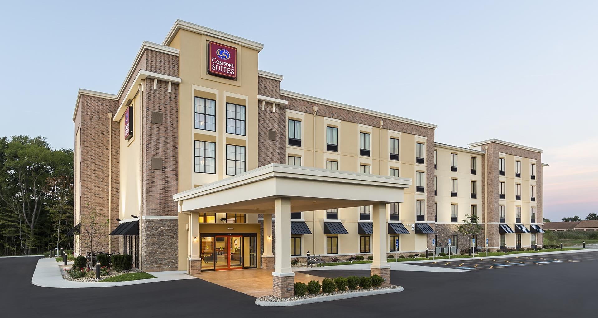 Comfort Suites Hartville-North Canton in Hartville, OH