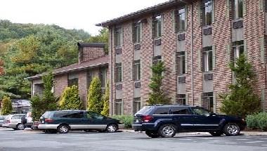 Comfort Suites Boone - University Area in Boone, NC