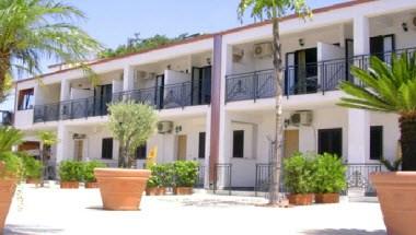 Blumentag Albergo Residence in Paola, IT