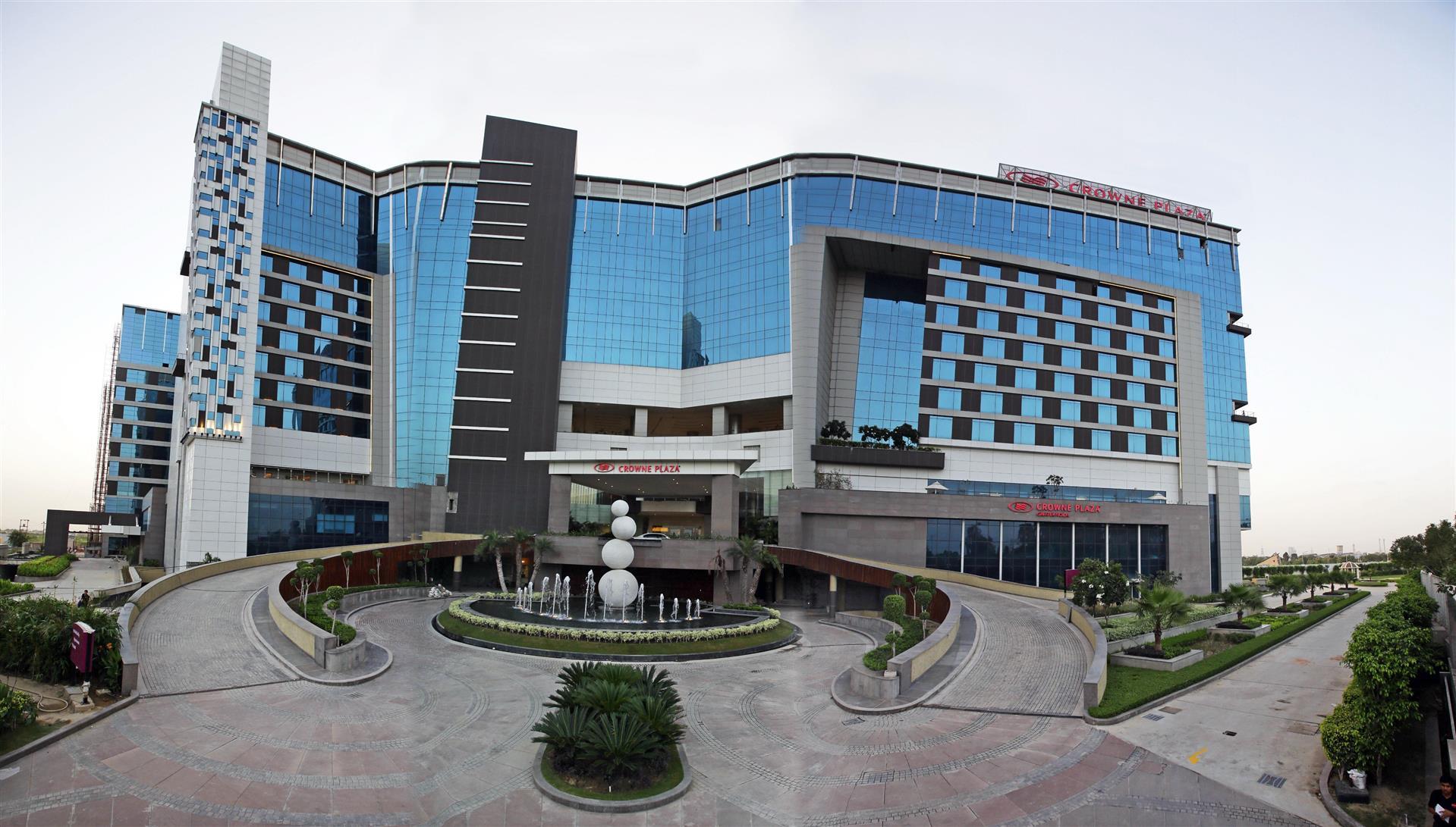 Crowne Plaza Greater Noida in Greater Noida, IN