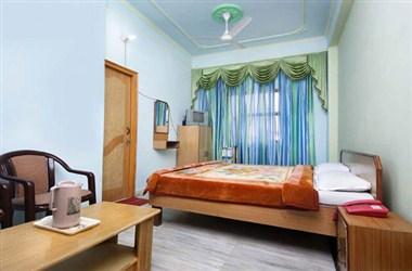 Hotel Raj Bed & Breakfast in Agra, IN