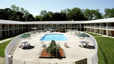 Crystal Inn - Eatontown in Long Branch, NJ