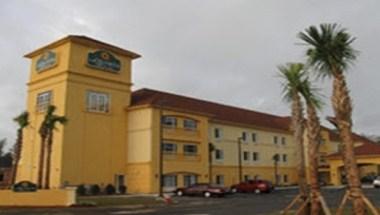 La Quinta Inn & Suites by Wyndham Mobile Satsuma / Saraland in Satsuma, AL