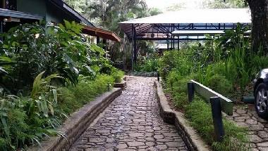 Colo-i-suva Rainforest Eco Resort in Suva, FJ