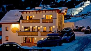 Hotel Garni Alpendiamant in Fiss, AT