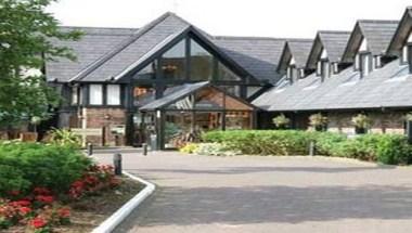 Best Western The Gables Hotel in Falfield, GB1