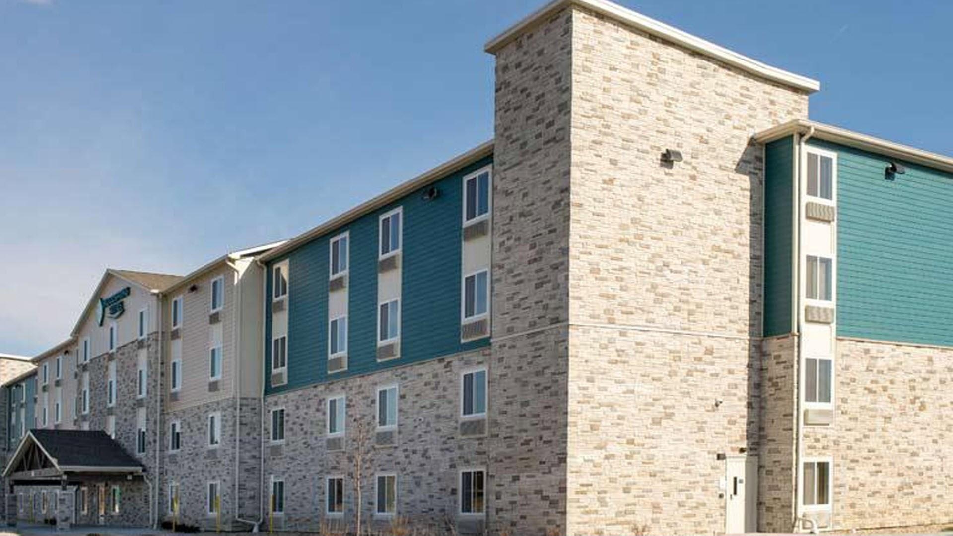WoodSpring Suites Chicago Tinley Park in Tinley Park, IL