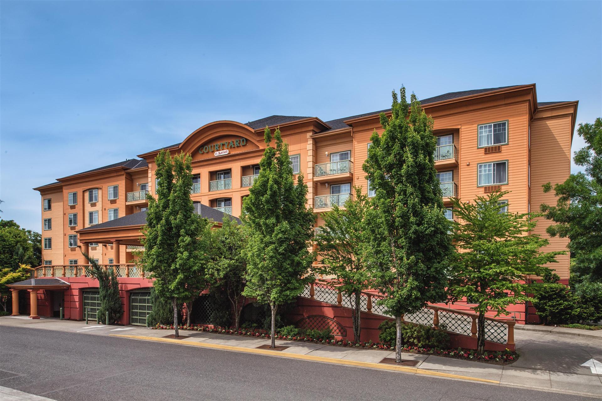 Courtyard Portland North in Portland, OR