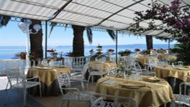 Hotel Lido Ristorante in Bolsena, IT