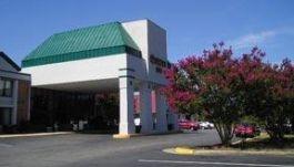 Quality Inn and Suites Ruther Glen in Ruther Glen, VA