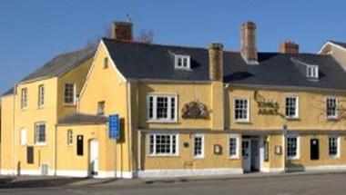 The Kings Arms Hotel in Abergavenny, GB3