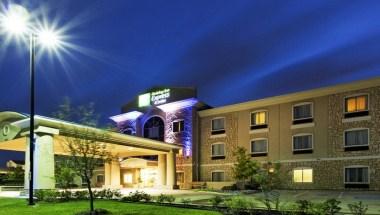 Holiday Inn Express & Suites Mansfield in Mansfield, TX