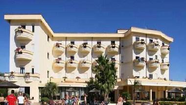 Sunshine Club Hotel in Ricadi, IT