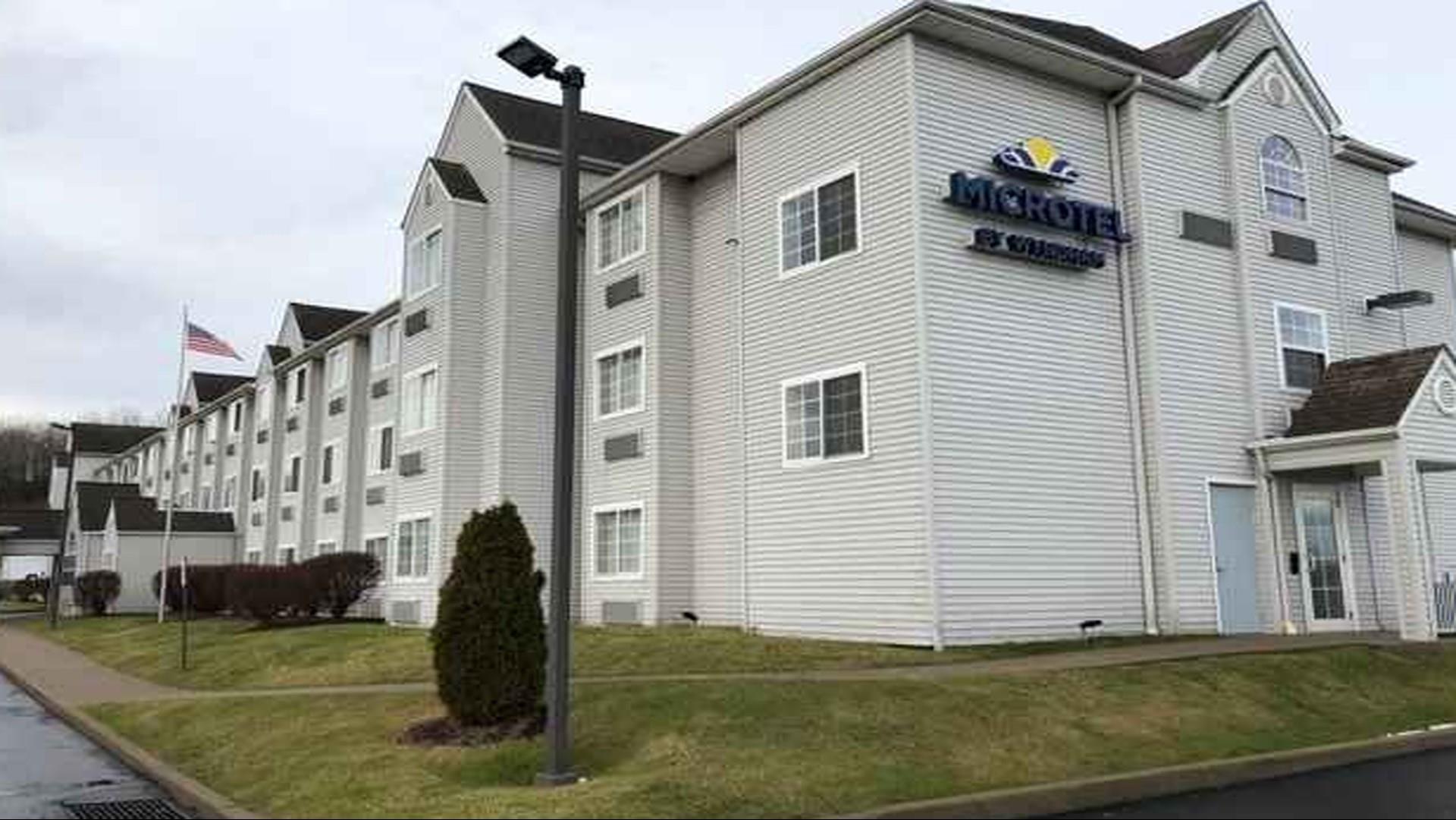 Microtel Inn & Suites by Wyndham Pittsburgh Airport in Pittsburgh, PA
