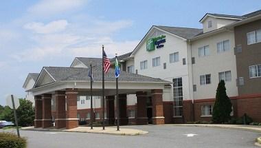 Holiday Inn Express & Suites Charlottesville - Ruckersville in Ruckersville, VA