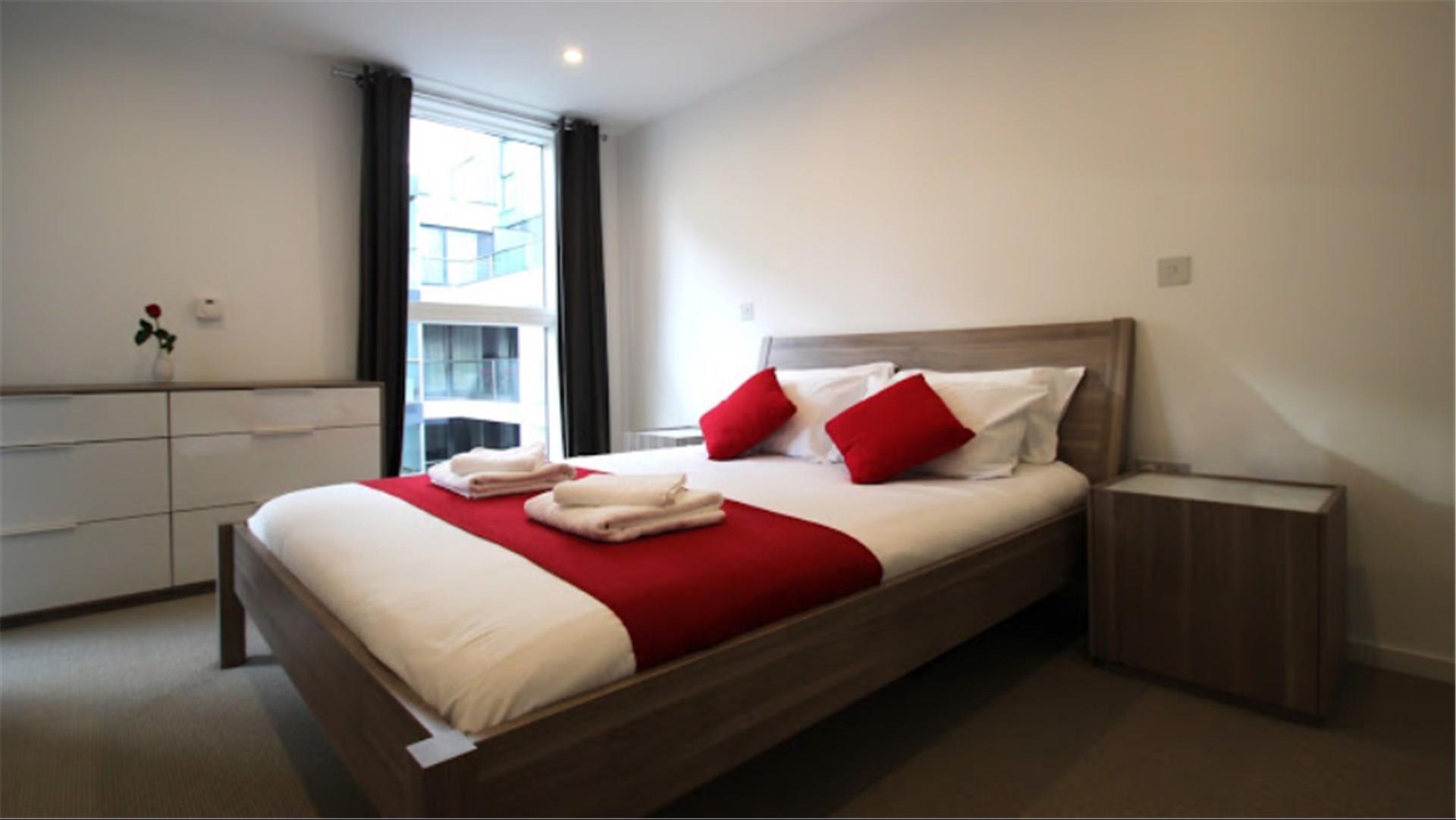 Dance Square Serviced Apartments in London, GB1