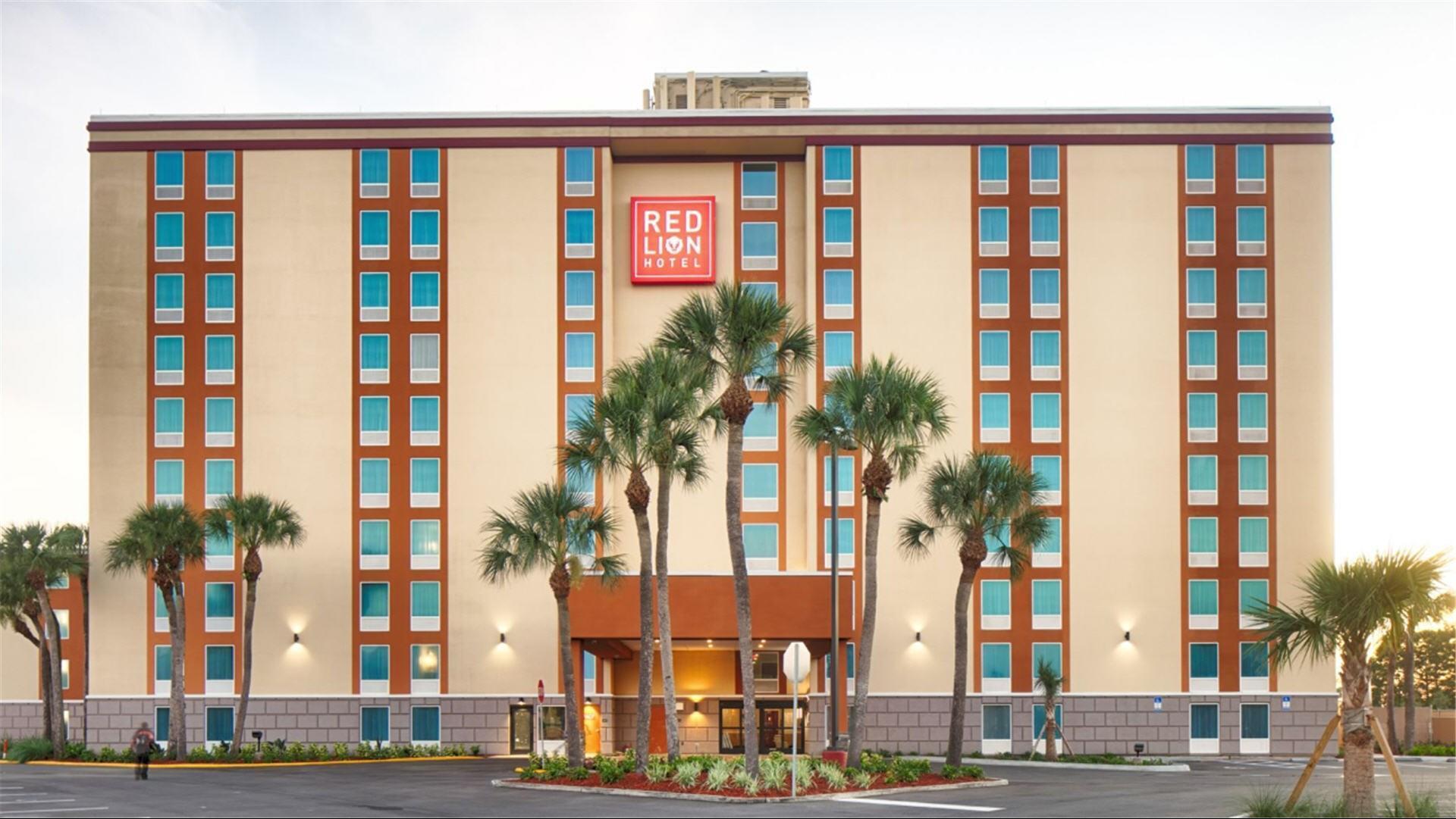 Red Lion Hotel Orlando Lake Buena Vista South in Kissimmee, FL