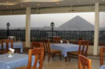 Tiba Pyramids Hotel in Cairo, EG