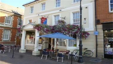 The Red Lion Hotel in Spalding, GB1