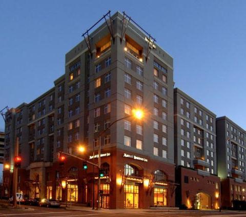 Residence Inn Portland Downtown/RiverPlace in Portland, OR