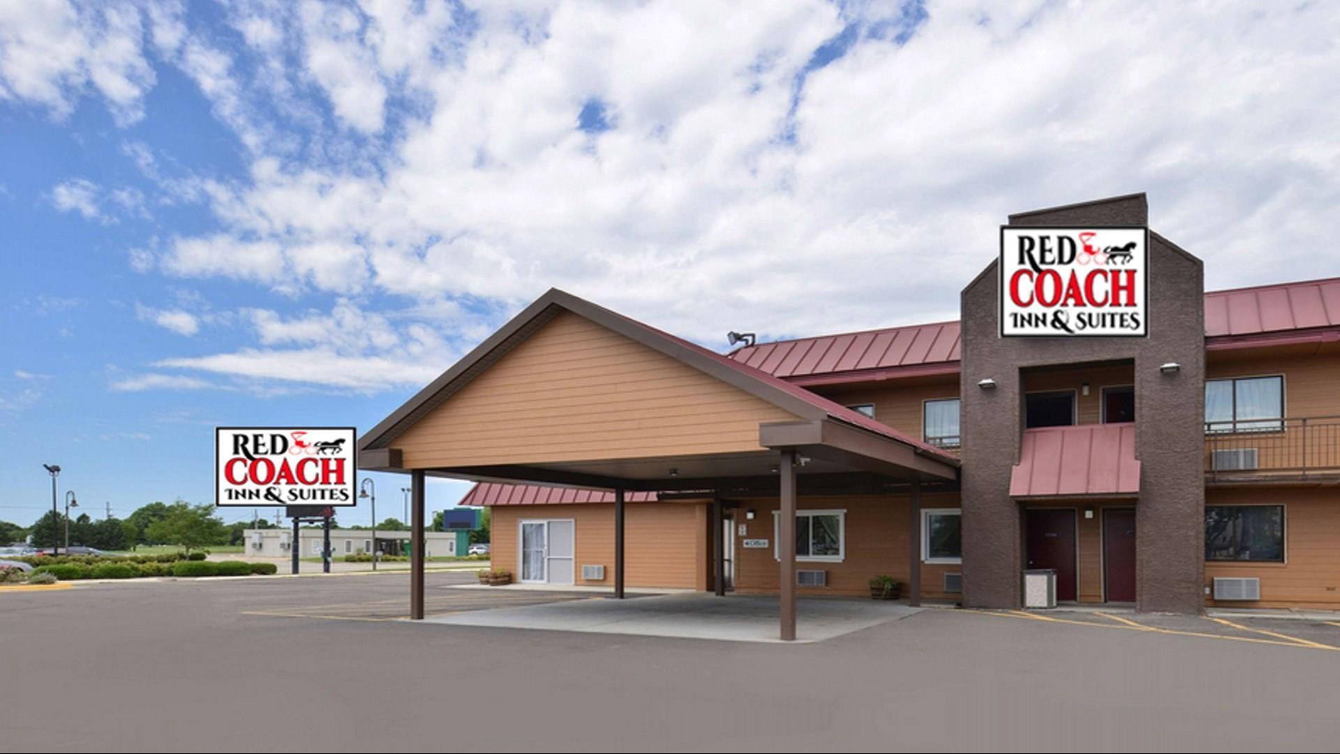 Red Coach Inn & Suites Grand Island in Grand Island, NE