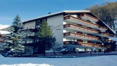 Hotel Jaegerhof and Appartments in Zermatt, CH