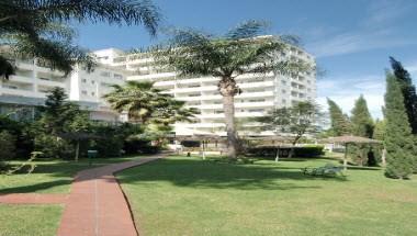 Apartments Roc El Pinar in Malaga, ES