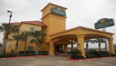 La Quinta Inn & Suites by Wyndham Beaumont West in Beaumont, TX