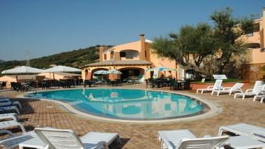 Hotel Li Troni in Budoni, IT