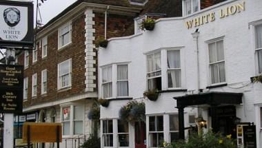 White Lion Hotel in Tenterden, GB1